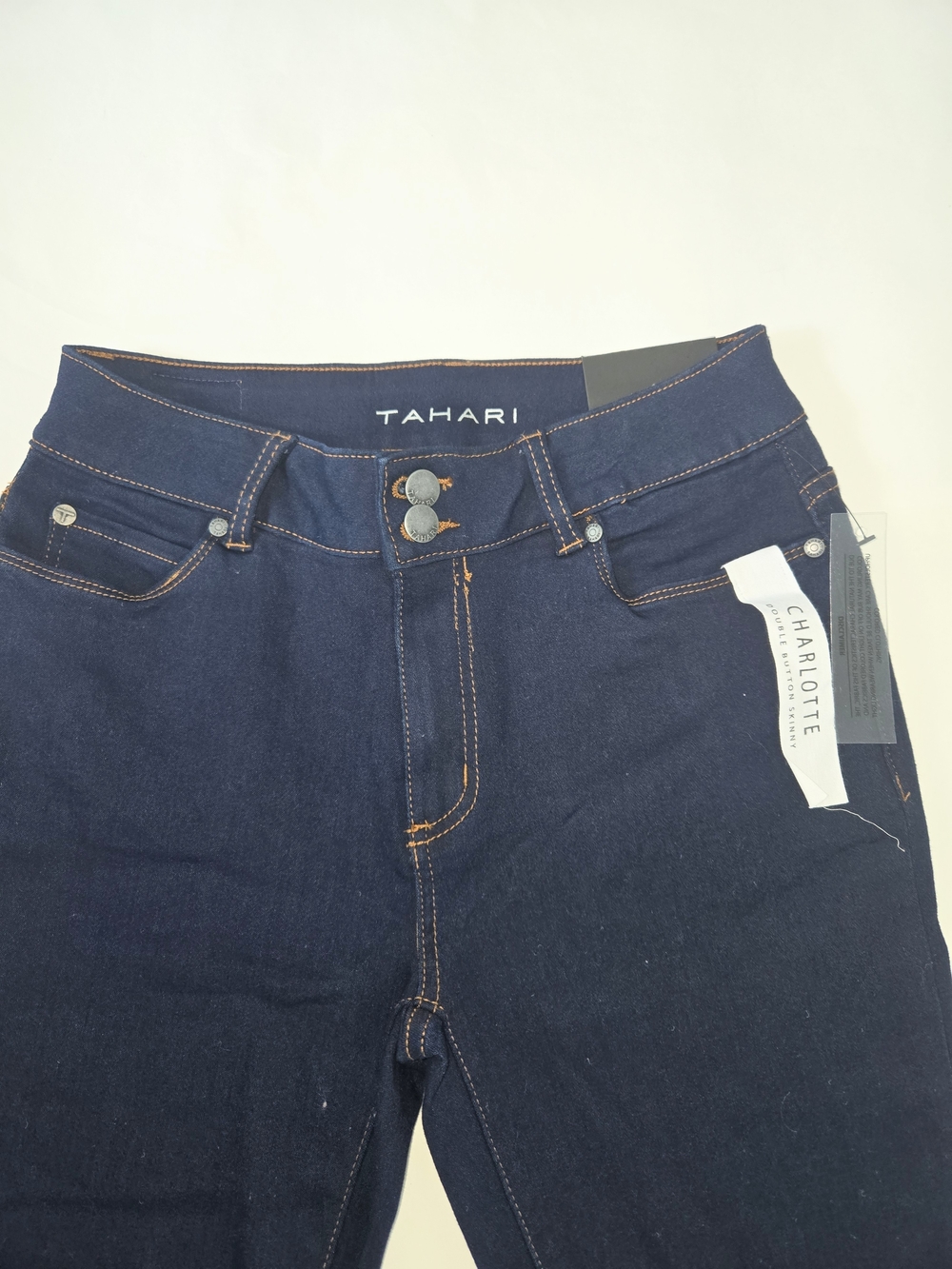 Tahari Dark Indigo Skinny Jeans- Double Button Women Size 4 NWT - Picture 2 of 13